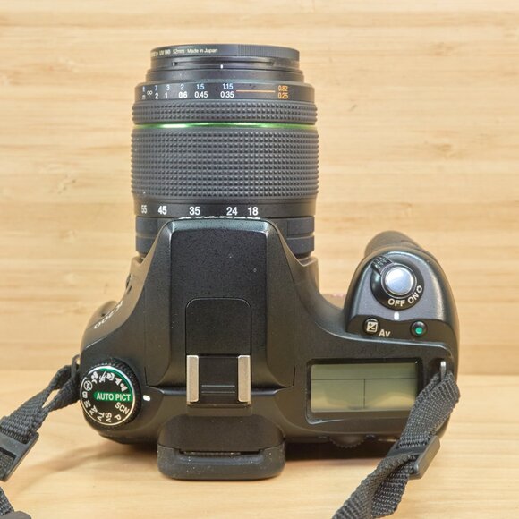 Pentax K200D DSLR Camera / 10.2 MP / 18–55mm Lens / Weather-Sealed Body - Picture 7 of 10